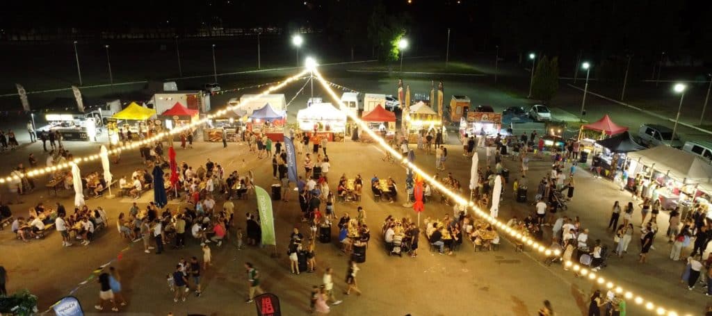 Πραγματοποιήθηκε το 1o τριήμερο Lamia Street Food Festival στην Πανελλήνια Έκθεση Λαμίας. Πραγματοποιήθηκε το 1o τριήμερο Lamia Street Food Festival στην Πανελλήνια Έκθεση Λαμίας.