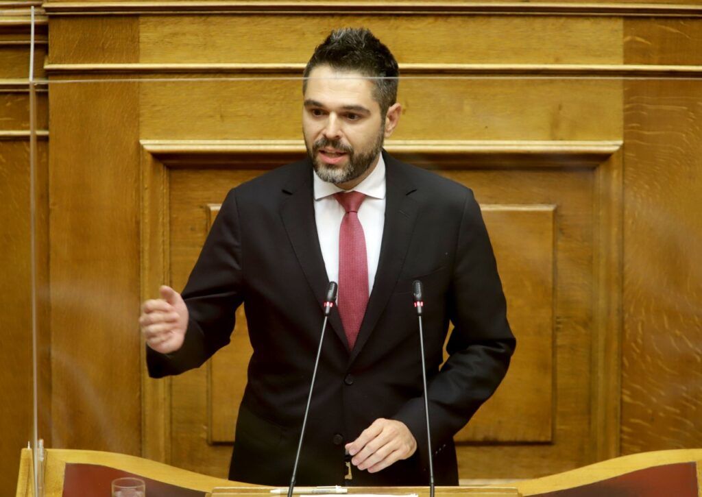 Παρέμβαση Σαρακιώτη για το κλείσιμο από τη Ν.Δ. των ΕΛΤΑ σε Μακρακώμη και Μαλεσίνα Παρέμβαση Σαρακιώτη για το κλείσιμο από τη Ν.Δ. των ΕΛΤΑ σε Μακρακώμη και Μαλεσίνα