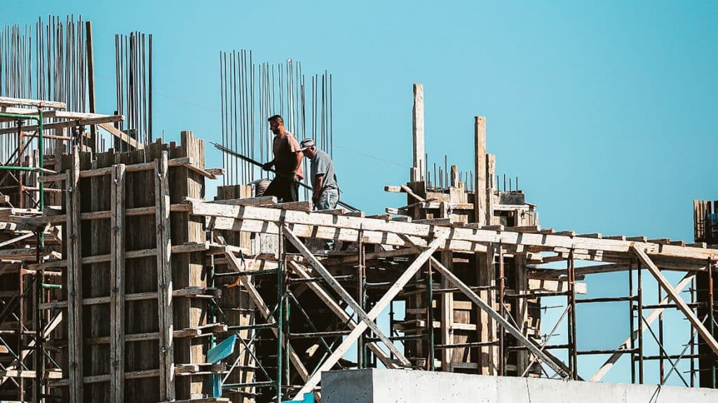 Οδηγίες για αντιμετώπιση της θερμικής καταπόνησης εργαζομένων Οδηγίες για αντιμετώπιση της θερμικής καταπόνησης εργαζομένων