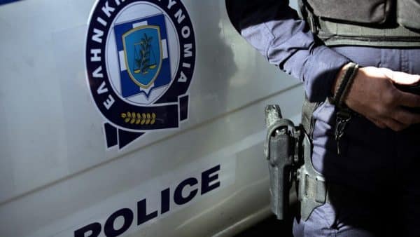 Βόλος: Συναγερμός για 60χρονο που αυνανίζεται δημόσια στο κέντρο της πόλης Βόλος: Συναγερμός για 60χρονο που αυνανίζεται δημόσια στο κέντρο της πόλης