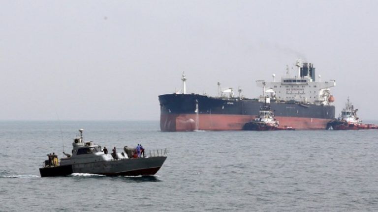 Αμερικανοί στρατιώτες σε δεξαμενόπλοια για την αποτροπή συλλήψεων από το Ιράν Αμερικανοί στρατιώτες σε δεξαμενόπλοια για την αποτροπή συλλήψεων από το Ιράν