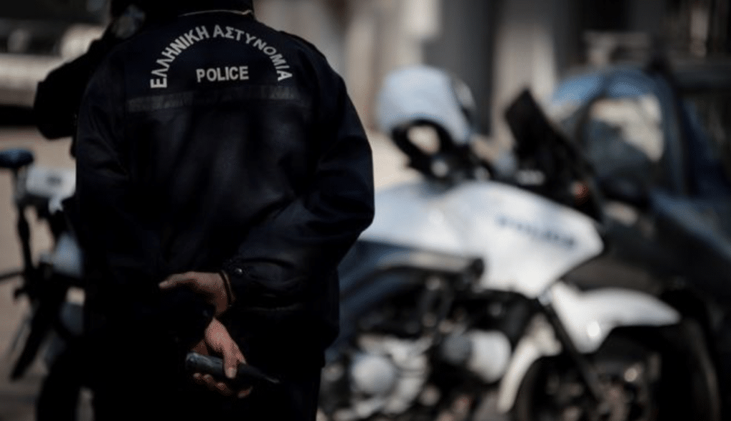 Θεσσαλονίκη: “Μπούκαραν” σε ψιλικατζίδικο-Απείλησαν τον υπάλληλο με σύριγγα Θεσσαλονίκη: “Μπούκαραν” σε ψιλικατζίδικο-Απείλησαν τον υπάλληλο με σύριγγα