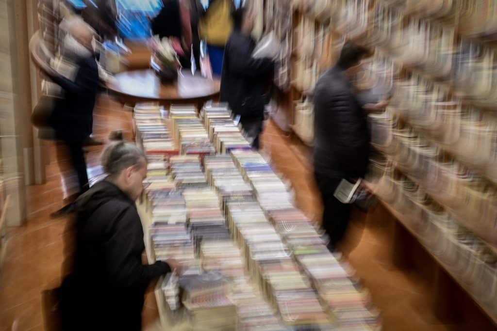 Ρεκόρ αιτήσεων για τις επιταγές αγοράς βιβλίων της ΔΥΠΑ Ρεκόρ αιτήσεων για τις επιταγές αγοράς βιβλίων της ΔΥΠΑ