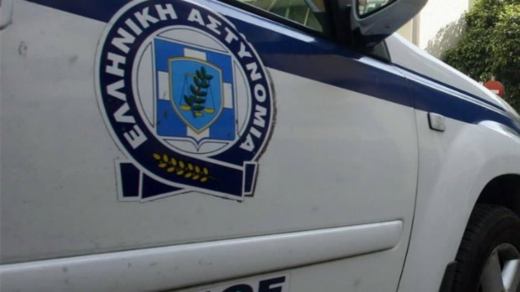 Συνελήφθησαν αξιωματικός της Ελληνικής Αστυνομίας και ιδιώτης συνεργός του, για δωροληψία και κατάχρηση εξουσίας
