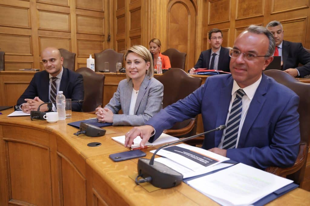 Χρήστος Σταϊκούρας: «Αναβαθμίζουμε τον στόλο των αστικών συγκοινωνιών σε Αθήνα και Θεσσαλονίκη με 1.300 νέα λεωφορεία, μέχρι το τέλος της τετραετίας» Χρήστος Σταϊκούρας: «Αναβαθμίζουμε τον στόλο των αστικών συγκοινωνιών σε Αθήνα και Θεσσαλονίκη με 1.300 νέα λεωφορεία, μέχρι το τέλος της τετραετίας»