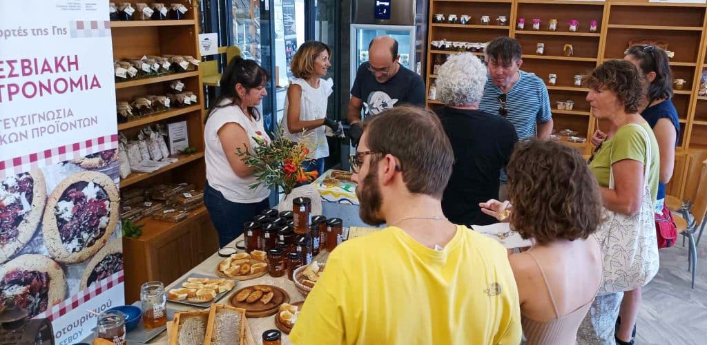 Εκδήλωση Λεσβιακής Γευσιγνωσίας – Το Μέλι στο Απολιθωμένο Δάσος