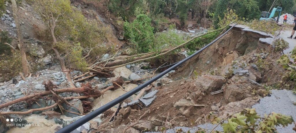 Θεσσαλία: Εντατικές οι προσπάθειες για την αποκατάσταση των ζημιών – Προβλήματα σε υποδομές και κτίρια (βίντεο) Θεσσαλία: Εντατικές οι προσπάθειες για την αποκατάσταση των ζημιών – Προβλήματα σε υποδομές και κτίρια (βίντεο)