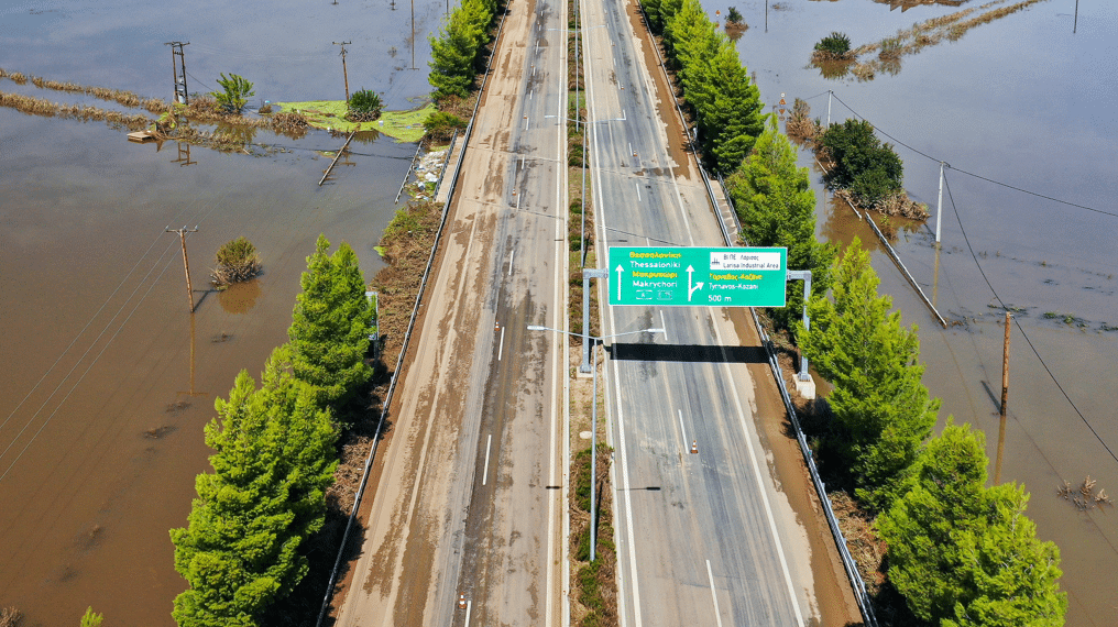 Θεσσαλία: Αποκατάσταση της κυκλοφορίας στην Εθνική Οδό-Πόσιμο το νερό στη Μαγνησία Θεσσαλία: Αποκατάσταση της κυκλοφορίας στην Εθνική Οδό-Πόσιμο το νερό στη Μαγνησία