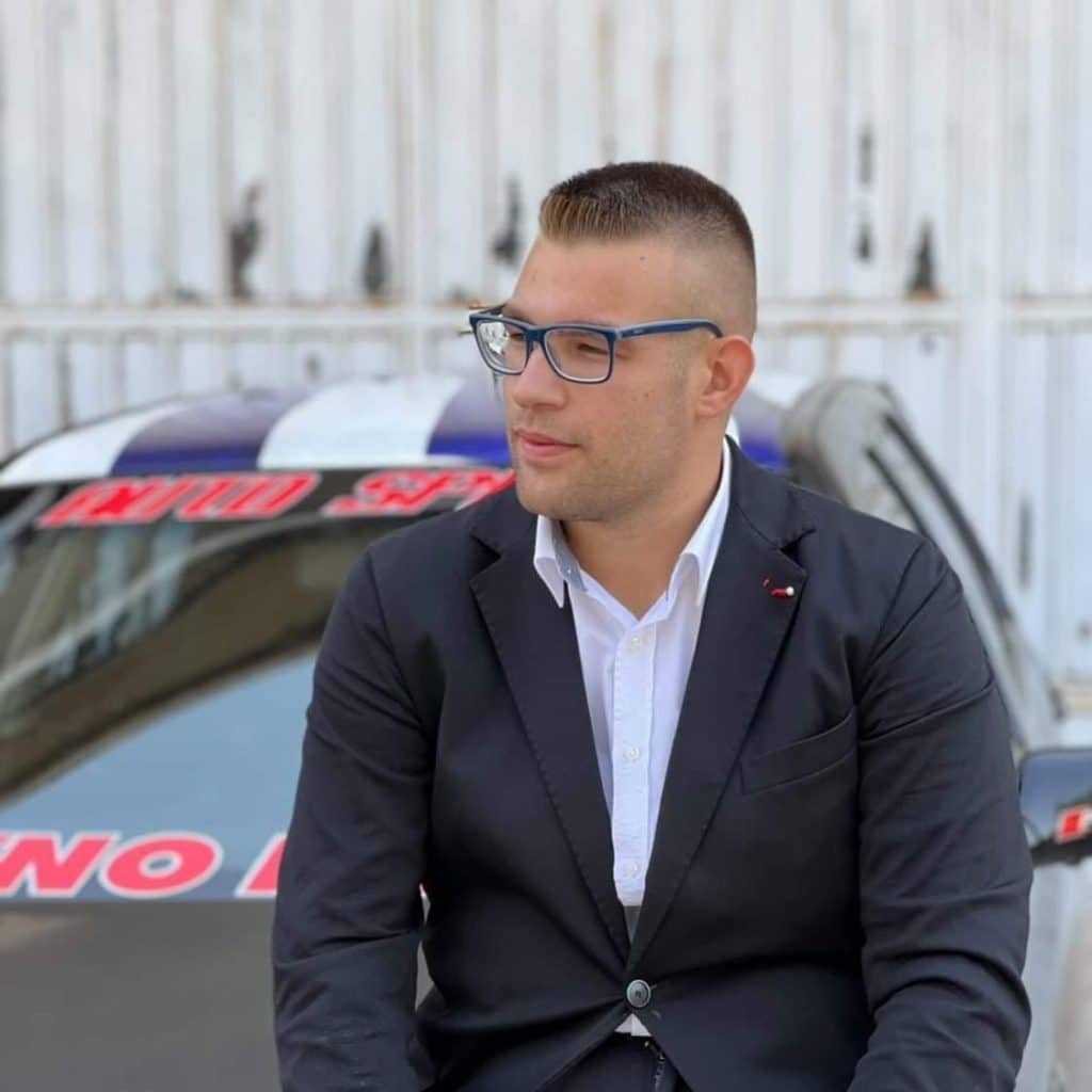 Ο νέος, δυναμικός και δραστήριος Ηλίας Αντωνίου υποψήφιος στο πλευρό του Δημήτρη Τζιαχρήστα