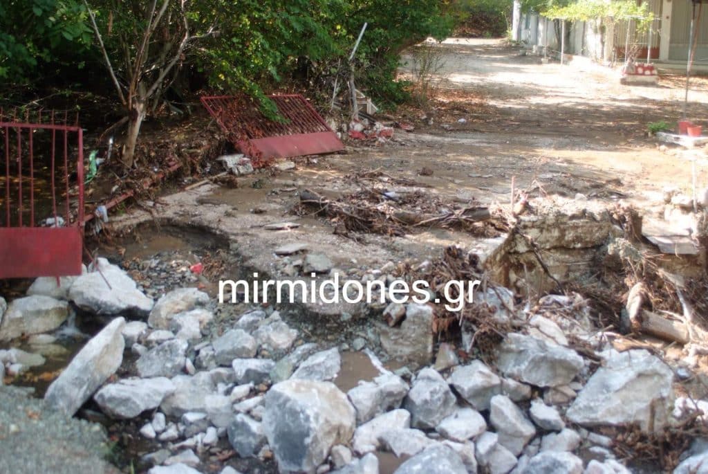 Μεγάλες ζημιές και στην Μακρυράχη Δομοκού από την κακοκαιρία .