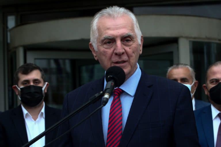 Ανδρέας Παχατουρίδης: «Μία ανάσα» από το να εκλεγεί για έκτη φορά δήμαρχος Περιστερίου