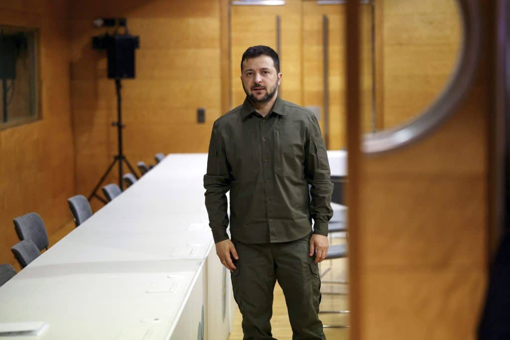 Ζελένσκι: Η Ρωσία θα επιδιώξει να καταστρέψει το ηλεκτρικό δίκτυο τον χειμώνα Ζελένσκι: Η Ρωσία θα επιδιώξει να καταστρέψει το ηλεκτρικό δίκτυο τον χειμώνα