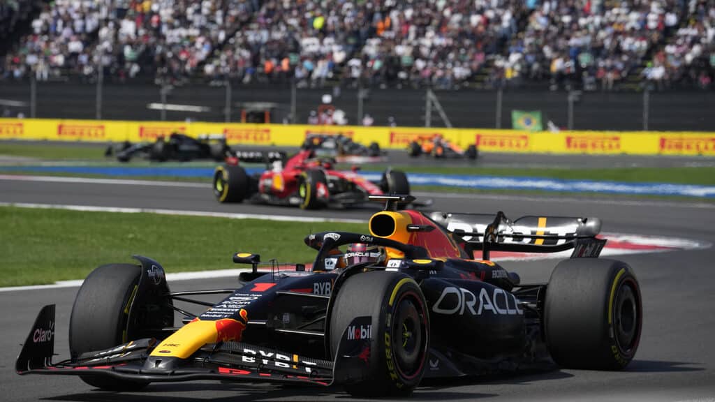 F1: Ιστορικός θρίαμβος του Φερστάπεν στο Μεξικό F1: Ιστορικός θρίαμβος του Φερστάπεν στο Μεξικό