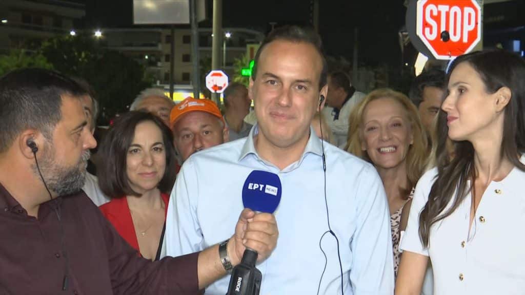 Δήμαρχος Γλυφάδας – Γ. Παπανικολάου στην ΕΡΤ: «Μοναδική η τιμή – από αύριο σηκώνουμε τα μανίκια» Δήμαρχος Γλυφάδας – Γ. Παπανικολάου στην ΕΡΤ: «Μοναδική η τιμή – από αύριο σηκώνουμε τα μανίκια»