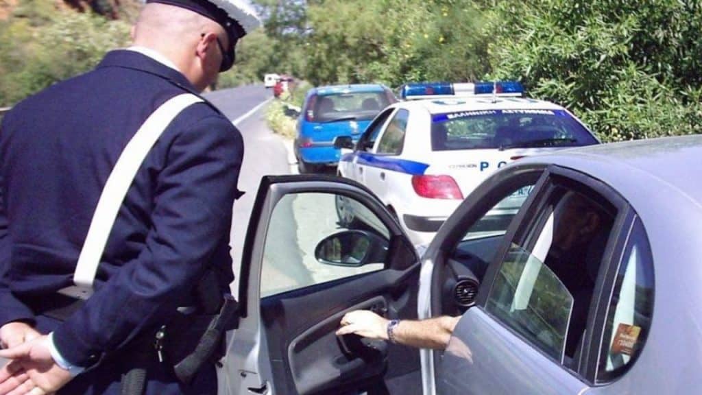 Κρήτη: «Έβρεξε» 2.000 κλήσεις για τροχονομικές παραβάσεις μέσα σε μία εβδομάδα Κρήτη: «Έβρεξε» 2.000 κλήσεις για τροχονομικές παραβάσεις μέσα σε μία εβδομάδα