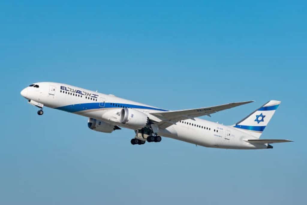 Ισραήλ: Η El Al αυξάνει τα δρομολόγιά της για να μεταφέρει εφέδρους από το εξωτερικό στο Ισραήλ Ισραήλ: Η El Al αυξάνει τα δρομολόγιά της για να μεταφέρει εφέδρους από το εξωτερικό στο Ισραήλ