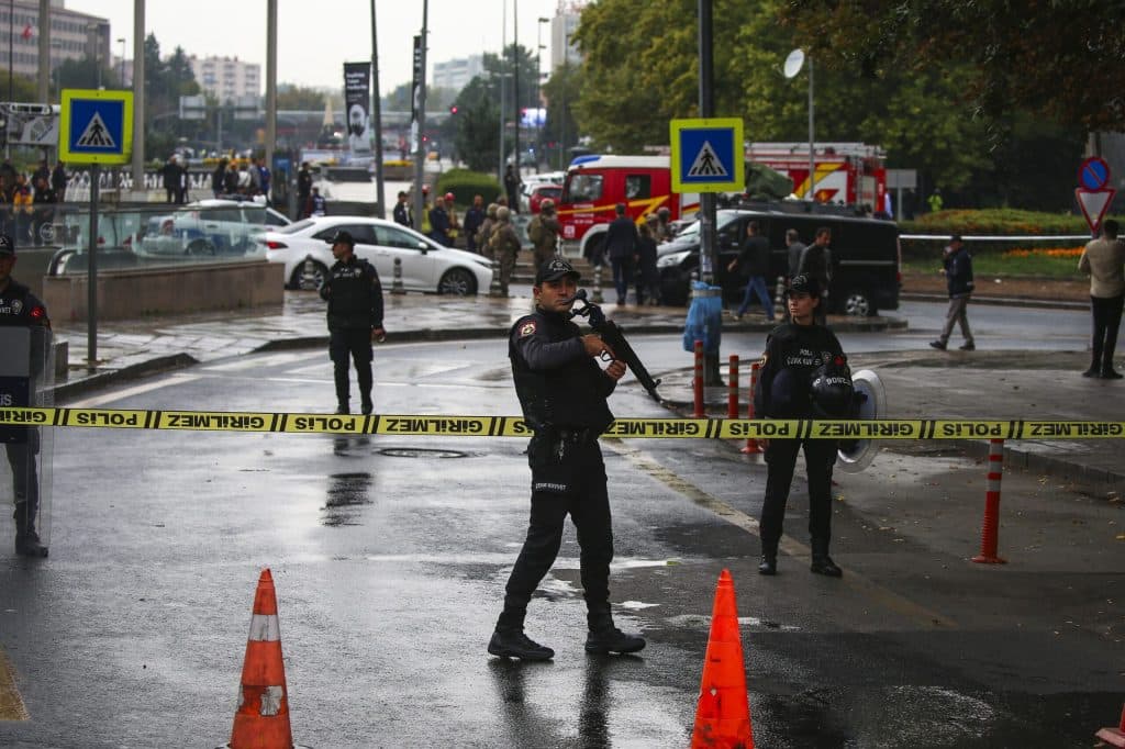 Τουρκία: Αντίποινα για το χτύπημα στην Άγκυρα – Αεροπορικές επιδρομές κατά κουρδικών στόχων στο βόρειο Ιράκ