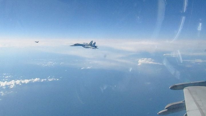 Ρωσία: Μαχητικά Su-37 αναχαίτισαν δύο βομβαρδιστικά Β1-Β και ένα UVA των ΗΠΑ στη Βαλτική Ρωσία: Μαχητικά Su-37 αναχαίτισαν δύο βομβαρδιστικά Β1-Β και ένα UVA των ΗΠΑ στη Βαλτική