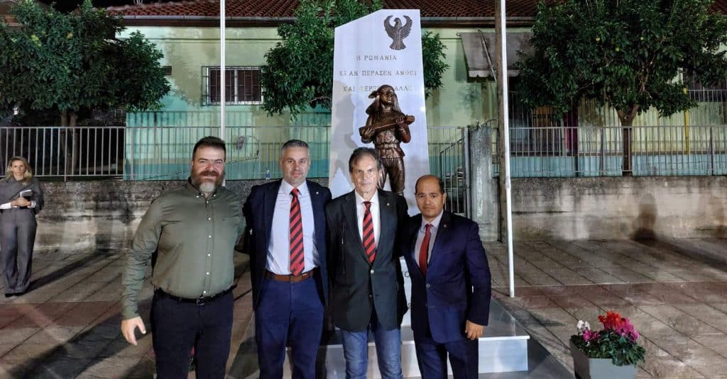 Αποκαλυπτήρια του μνημείου για τη Γενοκτονία των Ποντίων στη Νέα Άμπλιανη Λαμίας