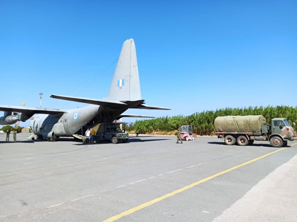 Αναχωρεί ένα C-130 με ανθρωπιστική βοήθεια για τη Γάζα – Περιλαμβάνει φαρμακευτικό και ιατρικό υλικό για τους άμαχους