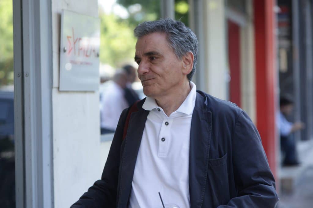Τσακαλώτος: «Εφικτή και επιθυμητή μια Κ.Ο. με τους 6+6» – Διάσπαση προ των πυλών στον ΣΥΡΙΖΑ Τσακαλώτος: «Εφικτή και επιθυμητή μια Κ.Ο. με τους 6+6» – Διάσπαση προ των πυλών στον ΣΥΡΙΖΑ
