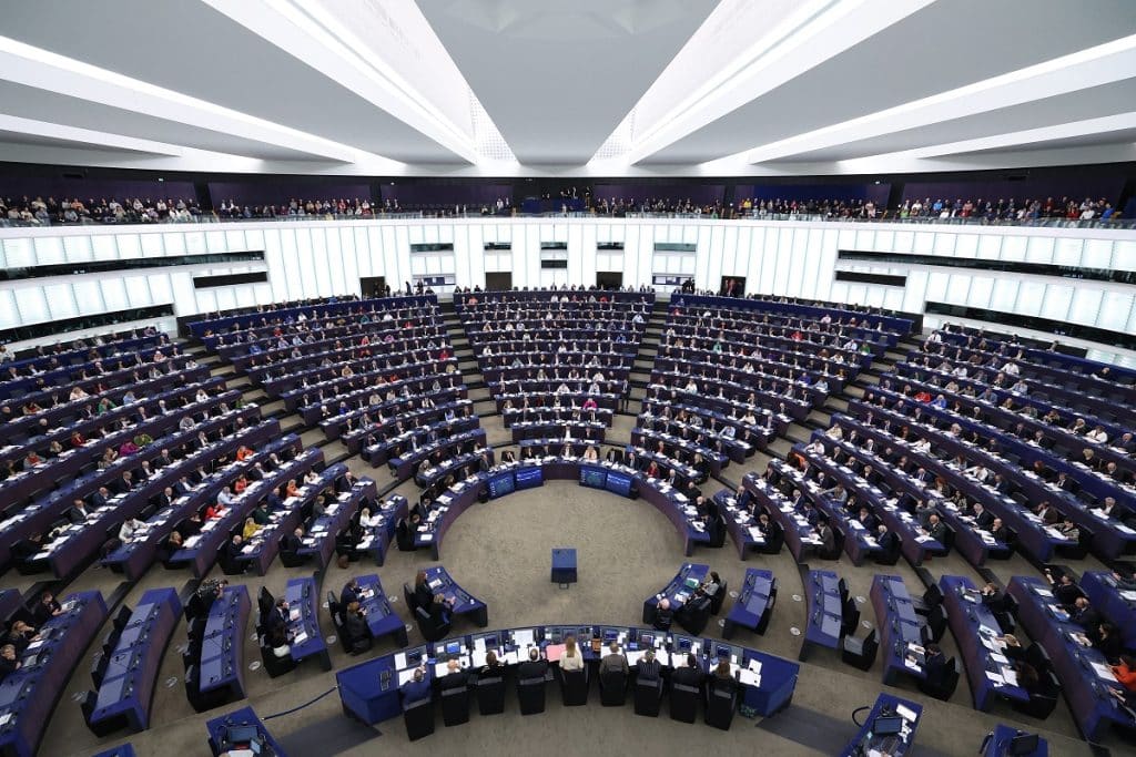 Ευρωπαϊκό Κοινοβούλιο: Υπέρ της τροποποίησης των συνθηκών της Ε.Ε ως προς την ομοφωνία στη λήψη αποφάσεων – Οι νέες προτάσεις Ευρωπαϊκό Κοινοβούλιο: Υπέρ της τροποποίησης των συνθηκών της Ε.Ε ως προς την ομοφωνία στη λήψη αποφάσεων – Οι νέες προτάσεις