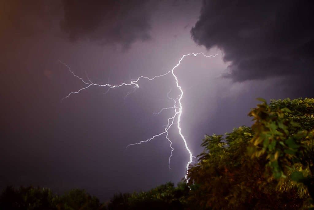 Καιρός: Διπλό red sprite από την καταιγίδα στο Αιγαίο – Εντυπωσιακή εικόνα από τον σπάνιο κεραυνό Καιρός: Διπλό red sprite από την καταιγίδα στο Αιγαίο – Εντυπωσιακή εικόνα από τον σπάνιο κεραυνό