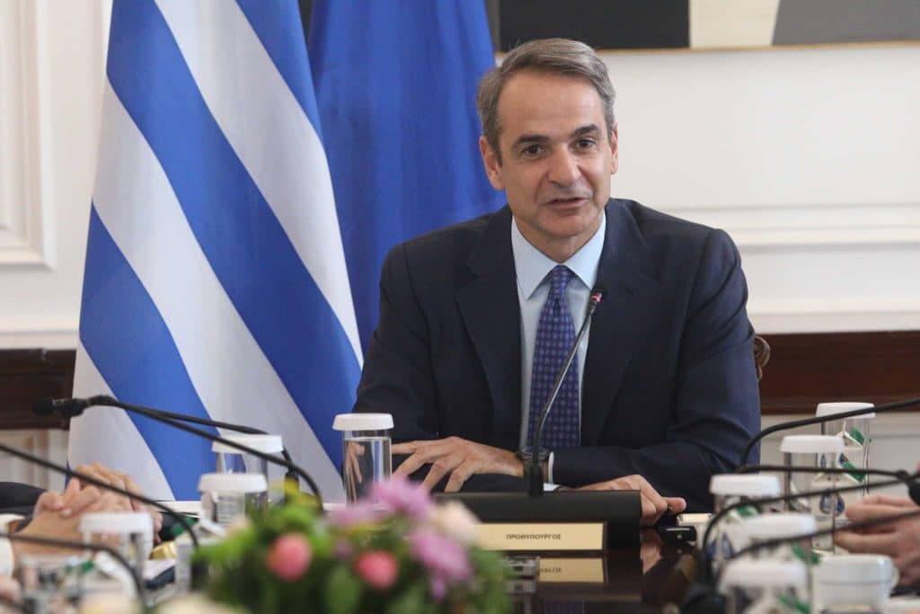 Μητσοτάκης στο Υπουργικό: Με επιστολική ψήφος οι ευρωεκλογές – Όλη η χώρα μία περιφέρεια με σταυρό