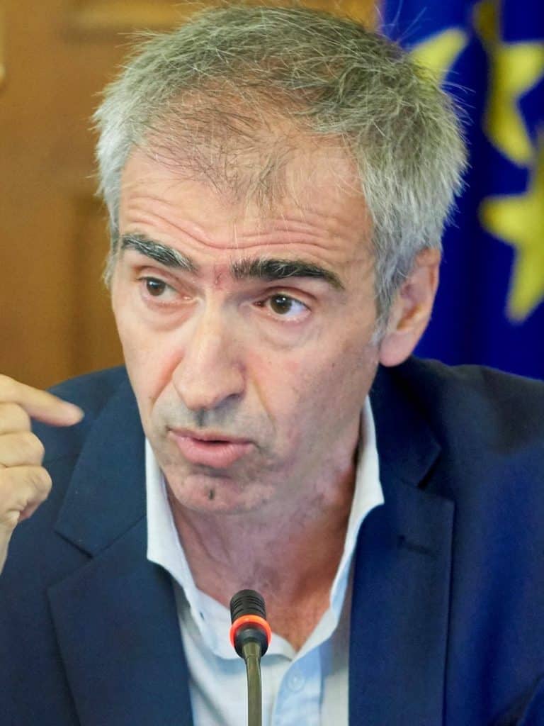 ΣΥΡΙΖΑ -ΠΣ: Φάμελλο στη θέση Κασσελάκη βλέπει ο καθηγητής Ν. Μαραντζίδης ΣΥΡΙΖΑ -ΠΣ: Φάμελλο στη θέση Κασσελάκη βλέπει ο καθηγητής Ν. Μαραντζίδης