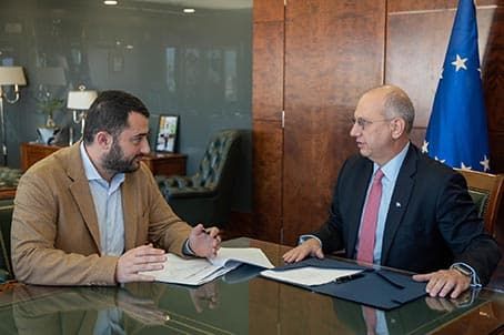 Γιάννης Οικονόμου: 2.000.000€ για οχήματα, μηχανές και εξοπλισμό στην Αστυνομία στην Στερεά Ελλάδα 30 Νοεμβρίου, 2023 Γιάννης Οικονόμου: 2.000.000€ για οχήματα, μηχανές και εξοπλισμό στην Αστυνομία στην Στερεά Ελλάδα 30 Νοεμβρίου, 2023