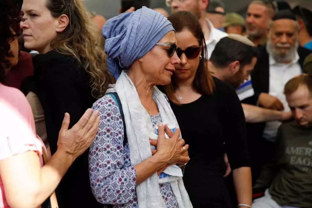 Η Χαμάς βίασε άντρες και γυναίκες στην επίθεση της 7ης Οκτωβρίου στο Ισραήλ – Ανατριχιαστικές μαρτυρίες Η Χαμάς βίασε άντρες και γυναίκες στην επίθεση της 7ης Οκτωβρίου στο Ισραήλ – Ανατριχιαστικές μαρτυρίες