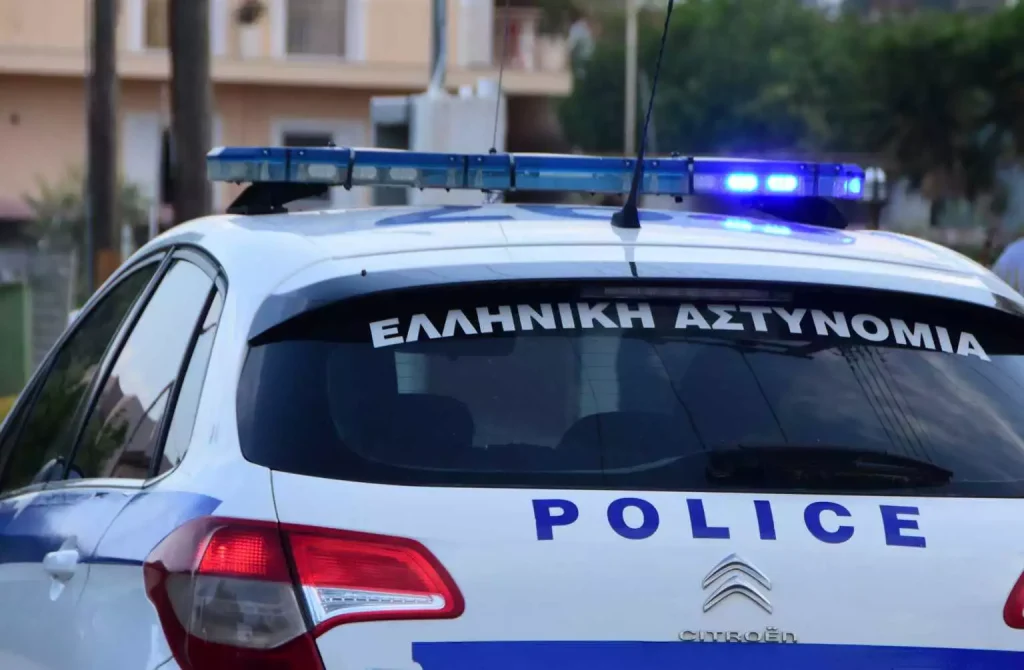 Άλιμος: Κινηματογραφική σύλληψη δικηγόρου – Άρπαξε 780.000 ευρώ από ηλικιωμένους