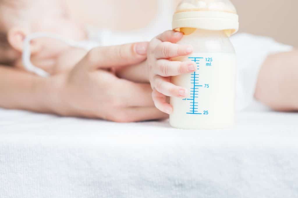 Πρόστιμο 561.000 ευρώ στην «FrieslandCampina» από το Υπουργείο Ανάπτυξης για αθέμιτη κερδοφορία στο βρεφικό γάλα Πρόστιμο 561.000 ευρώ στην «FrieslandCampina» από το Υπουργείο Ανάπτυξης για αθέμιτη κερδοφορία στο βρεφικό γάλα