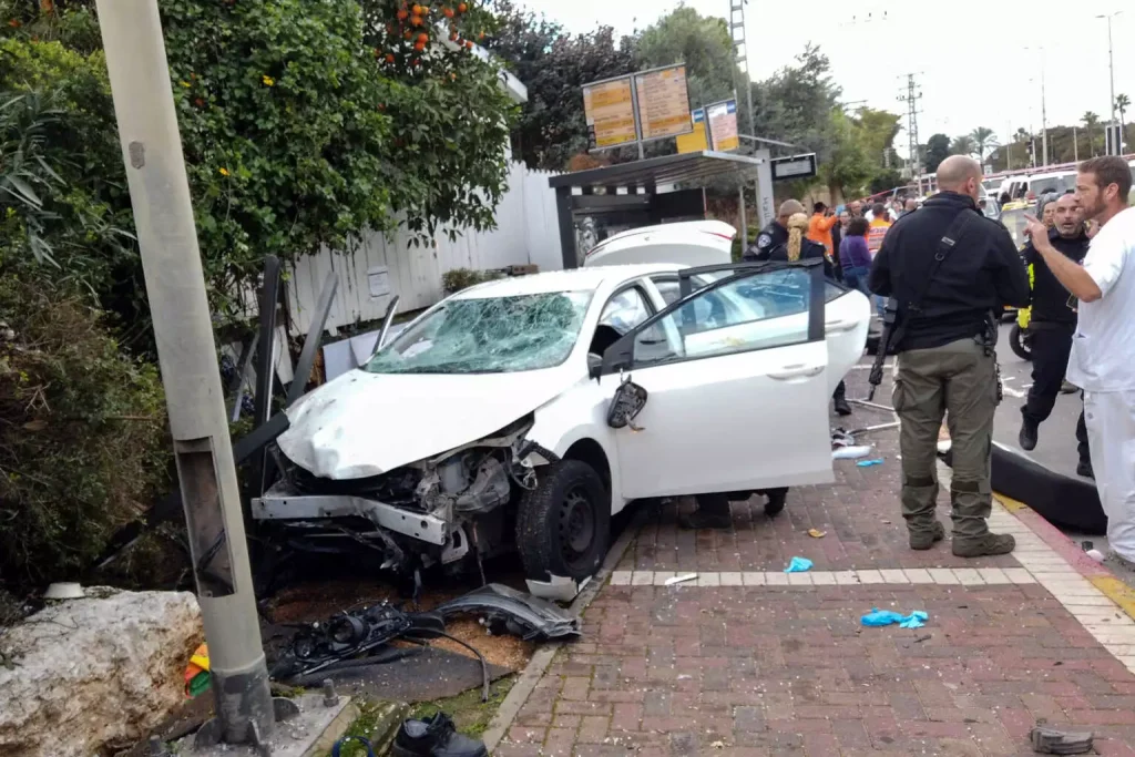 Τελ Αβίβ: Αυτοκίνητο έπεσε πάνω σε κόσμο με τουλάχιστον 19 τραυματίες