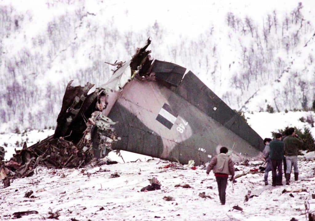 33 χρόνια από τη συντριβή του C-130 της Πολεμικής Αεροπορίας στο όρος Όθρυς – Οι θεωρίες και απόρρητο πόρισμα 33 χρόνια από τη συντριβή του C-130 της Πολεμικής Αεροπορίας στο όρος Όθρυς – Οι θεωρίες και απόρρητο πόρισμα