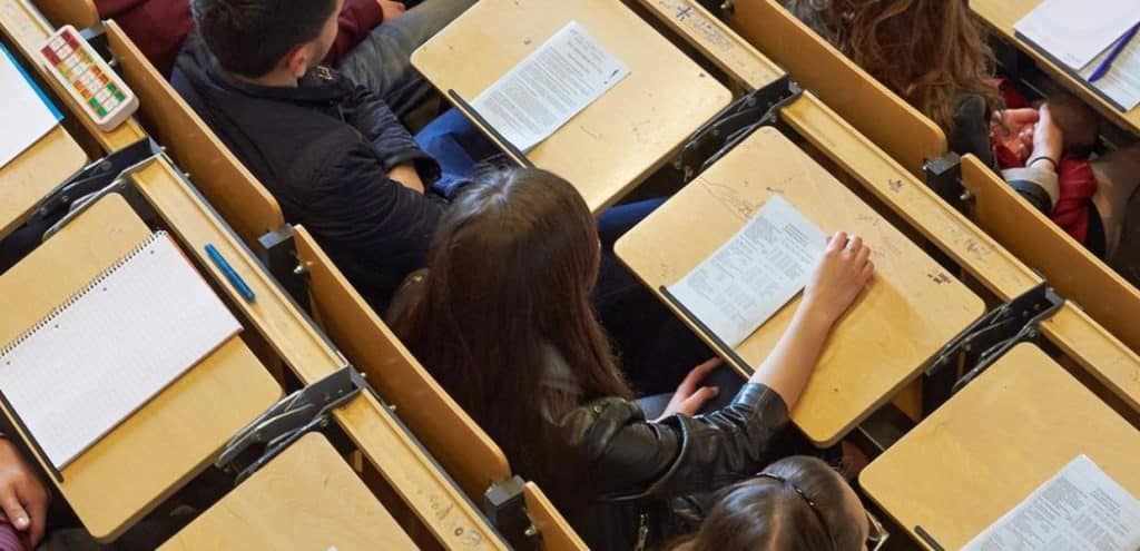 Διαδικτυακές εξετάσεις στην τριτοβάθμια εκπαίδευση