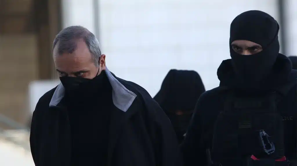 Κολωνός: Ισόβια στον Μίχο, ελεύθερη άμεσα η μητέρα της ανήλικης – Οι τελικές ποινές για την υπόθεση της 12χρονης