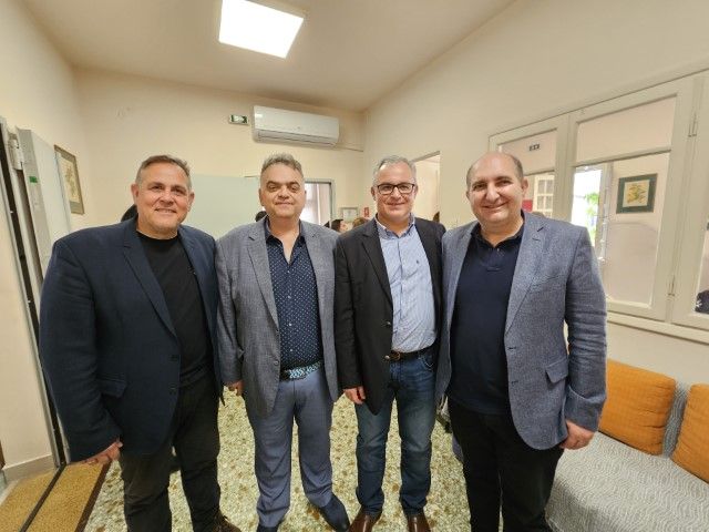 Γαλάζια… όνειρα και ελπίδες στα Τρίκαλα! Γαλάζια… όνειρα και ελπίδες στα Τρίκαλα!