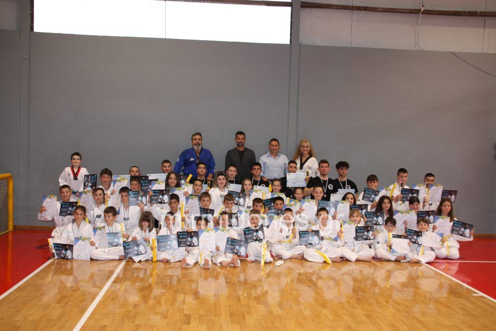 Α.Σ Εύδωρος : Απονομή  ζωνών Tae kwon Do με τον Μιχάλη Μουρούτσο