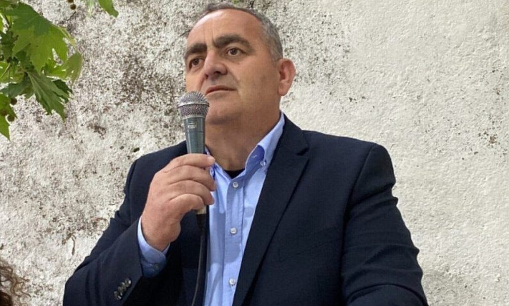 Χάνουν την ψυχραιμία τους οι Αλβανοί – Συνέλαβαν τον ξάδερφο του Μπελέρη