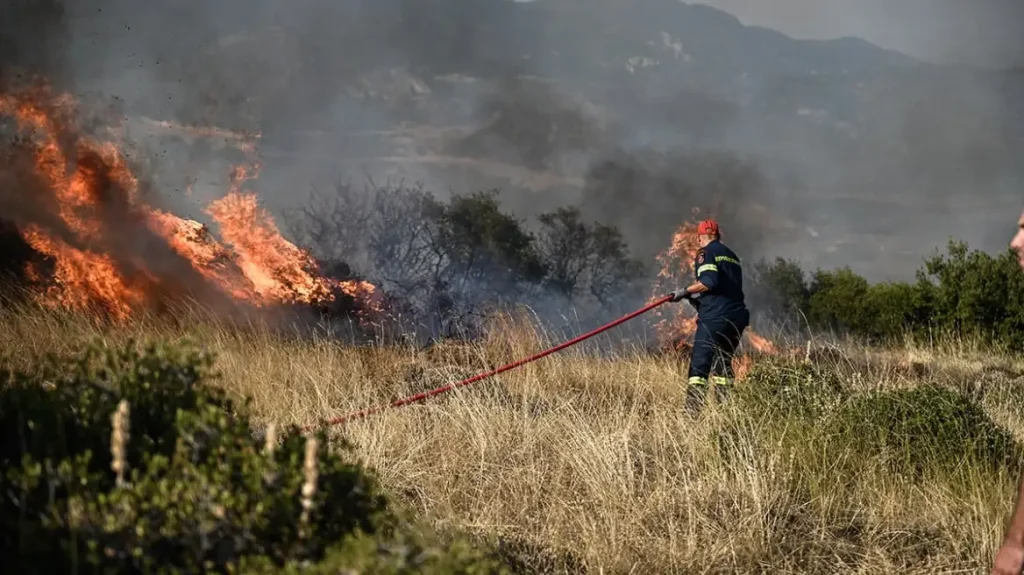 Στερεά Ελλάδα: Υψηλός ο κίνδυνος πυρκαγιάς αύριο