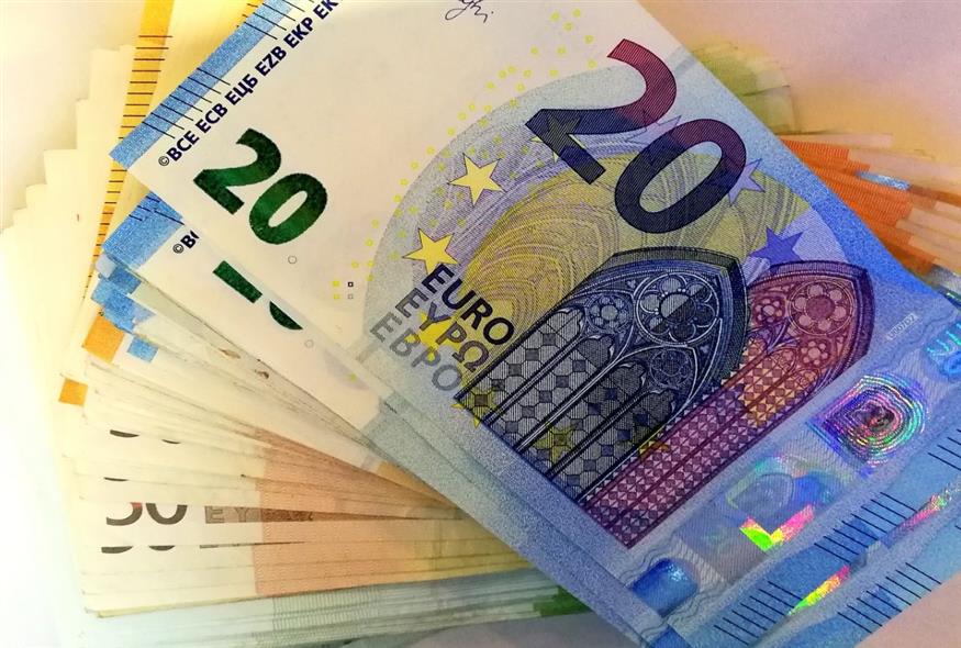 Σκάνδαλο μεγατόνων στην Καρδίτσα: Έδωσαν επιδόματα σε πάνω από 2.000 άτομα και είπαν πως έχασαν τα δικαιολογητικά στον Ιανό Σκάνδαλο μεγατόνων στην Καρδίτσα: Έδωσαν επιδόματα σε πάνω από 2.000 άτομα και είπαν πως έχασαν τα δικαιολογητικά στον Ιανό
