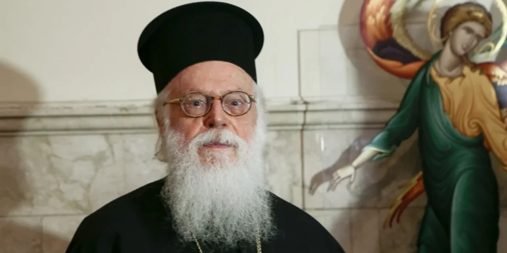 Αρχιεπίσκοπος Αλβανίας Αναστάσιος: Το ιατρικό ανακοινωθέν του «Ευαγγελισμού» για την κατάσταση της υγείας του
