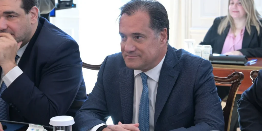 Άδωνις Γεωργιάδης για σχόλια ότι «κλαίει»: Εδώ εξυφαίνεται συστηματικά ένα σχέδιο αποσταθεροποίησης της χώρας