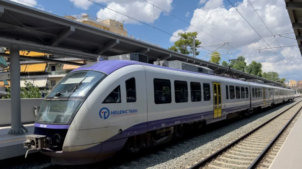 Υπογράφονται οι συμβάσεις για την τηλεδιοίκηση στον ΟΣΕ τον Απρίλιο και προστίθεται ένας ακόμα ελεγκτής μέσα στα τρένα