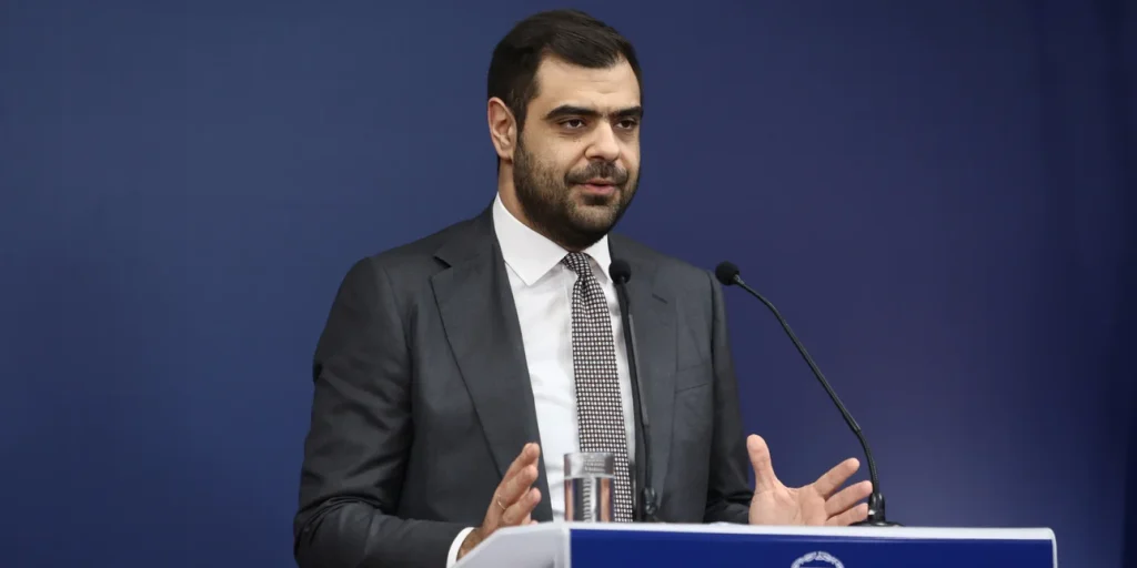 Παύλος Μαρινάκης στο TikTok: Σε αυτό το σημείο έφτασε η απελπισία του ΠΑΣΟΚ- Έγινε η Πράσινη Λύση