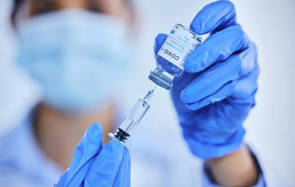 ΕΟΔΥ: Έξι νέοι θάνατοι από Covid-19, επτά από γρίπη την τελευταία εβδομάδα – Μειωμένη η θετικότητα στον ιό