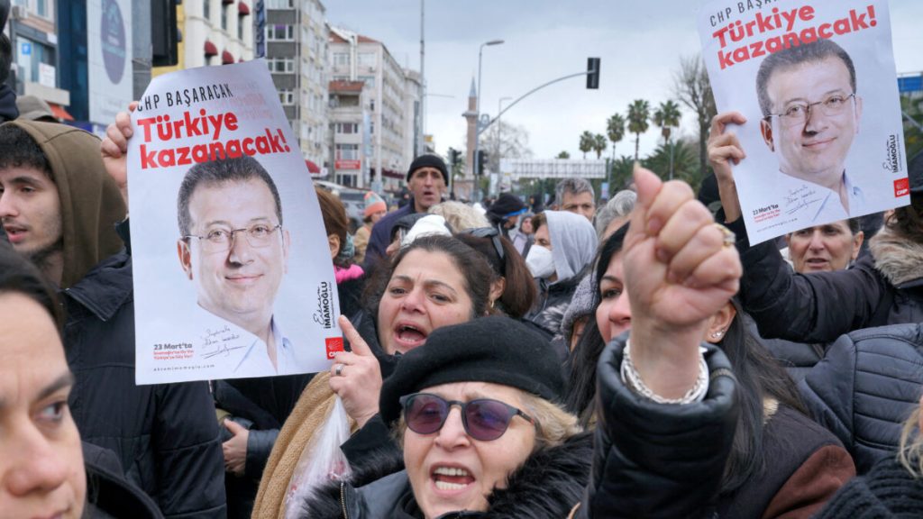Εκρέμ Ιμάμογλου: Ποιοι είναι οι άλλοι 105 που συνελήφθησαν για διαφθορά και τρομοκρατία