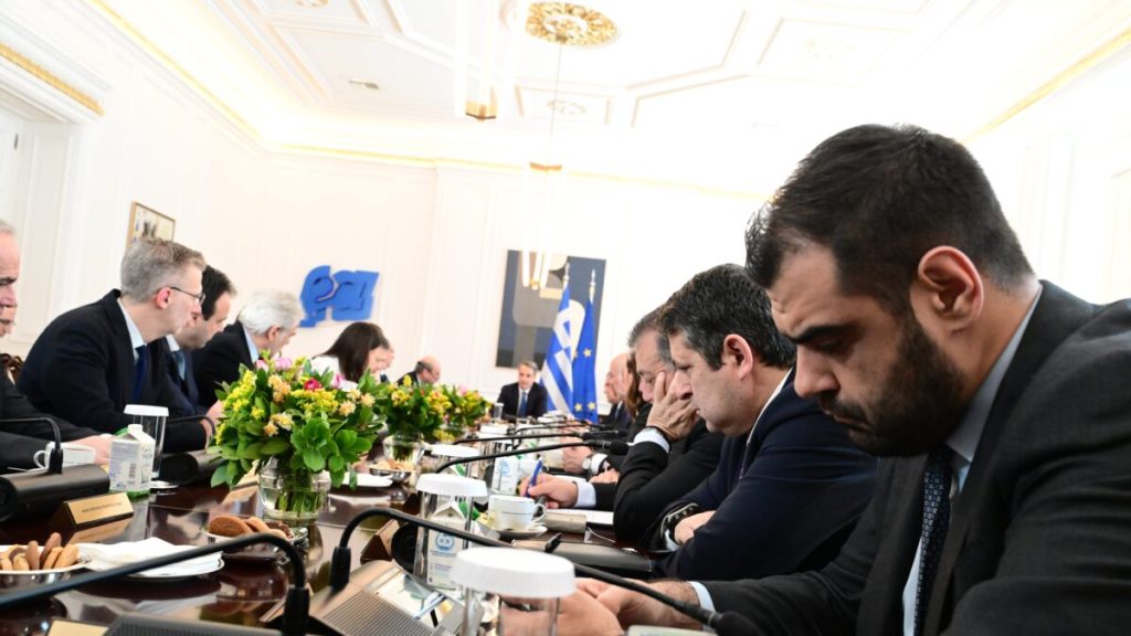 Ανασχηματισμός προ των πυλών: Χατζηδάκης στο Μαξίμου, Κυρανάκης στο Μεταφορών, επιστροφή Παπασταύρου – Ποιοι μένουν αμετακίνητοι και ποιοι αποχωρούν Ανασχηματισμός προ των πυλών: Χατζηδάκης στο Μαξίμου, Κυρανάκης στο Μεταφορών, επιστροφή Παπασταύρου – Ποιοι μένουν αμετακίνητοι και ποιοι αποχωρούν