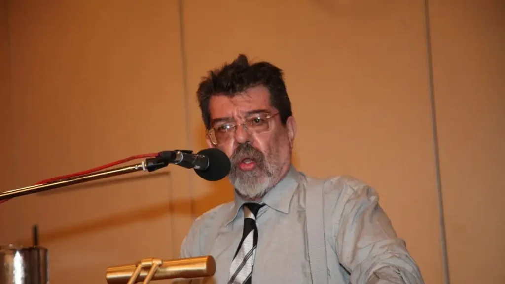 Πέθανε ο Δημήτρης Βουνάτσος, πρώην βουλευτής του ΠΑΣΟΚ και δήμαρχος Λέσβου Πέθανε ο Δημήτρης Βουνάτσος, πρώην βουλευτής του ΠΑΣΟΚ και δήμαρχος Λέσβου